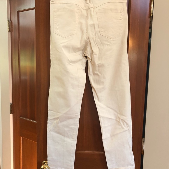 Lauren Conrad cream distressed jeans - Picture 4 of 4